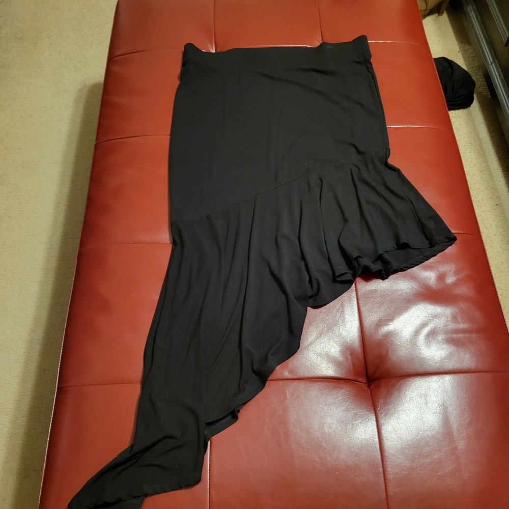 Black skirt